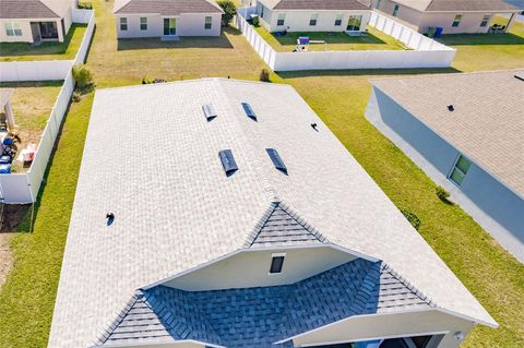 A home in WINTER HAVEN