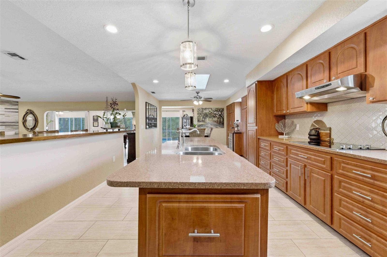 SPRING HILL - Residential