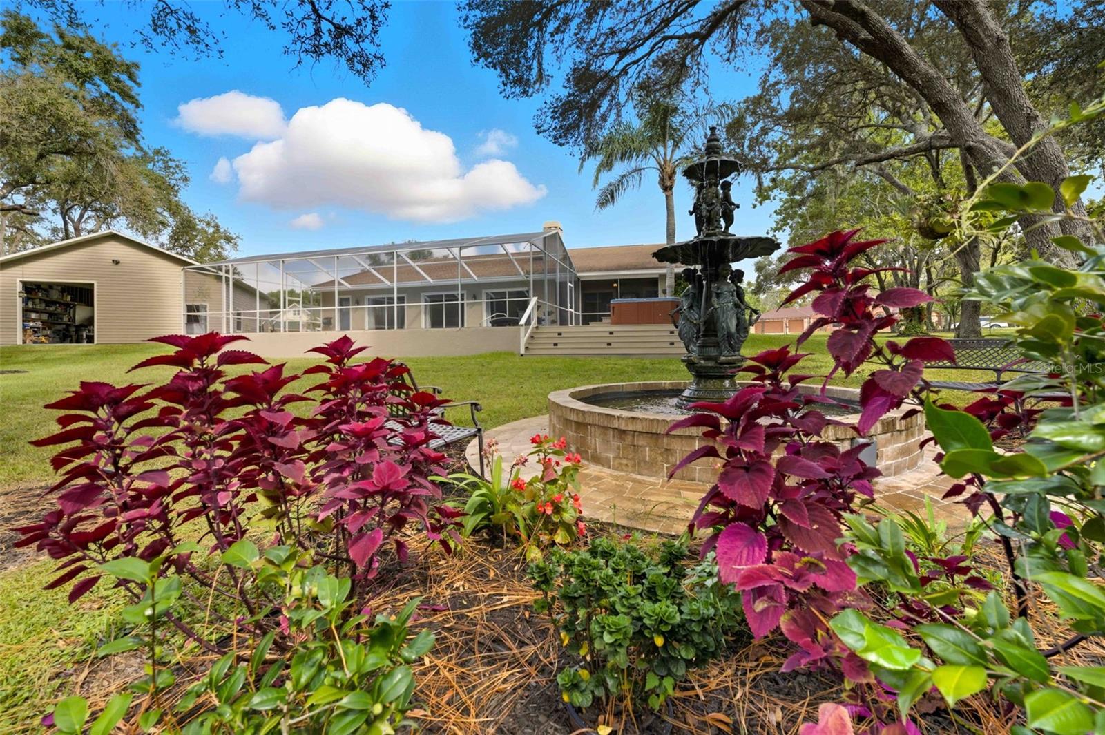 SPRING HILL - Residential