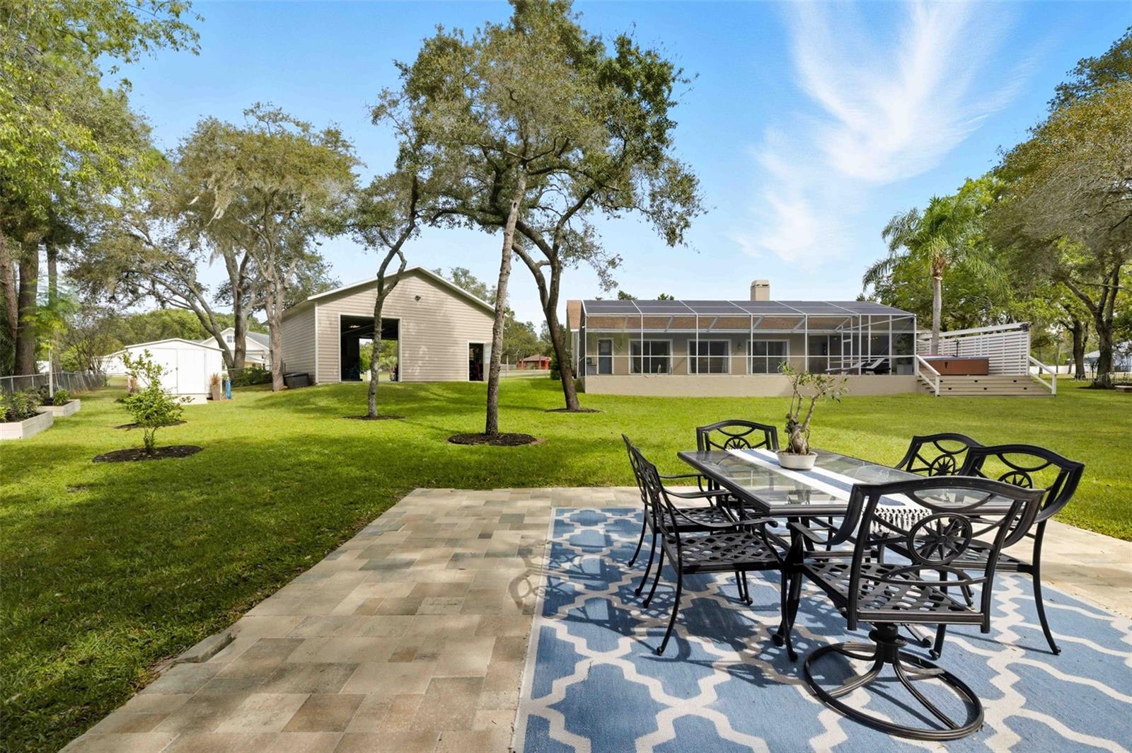 SPRING HILL - Residential