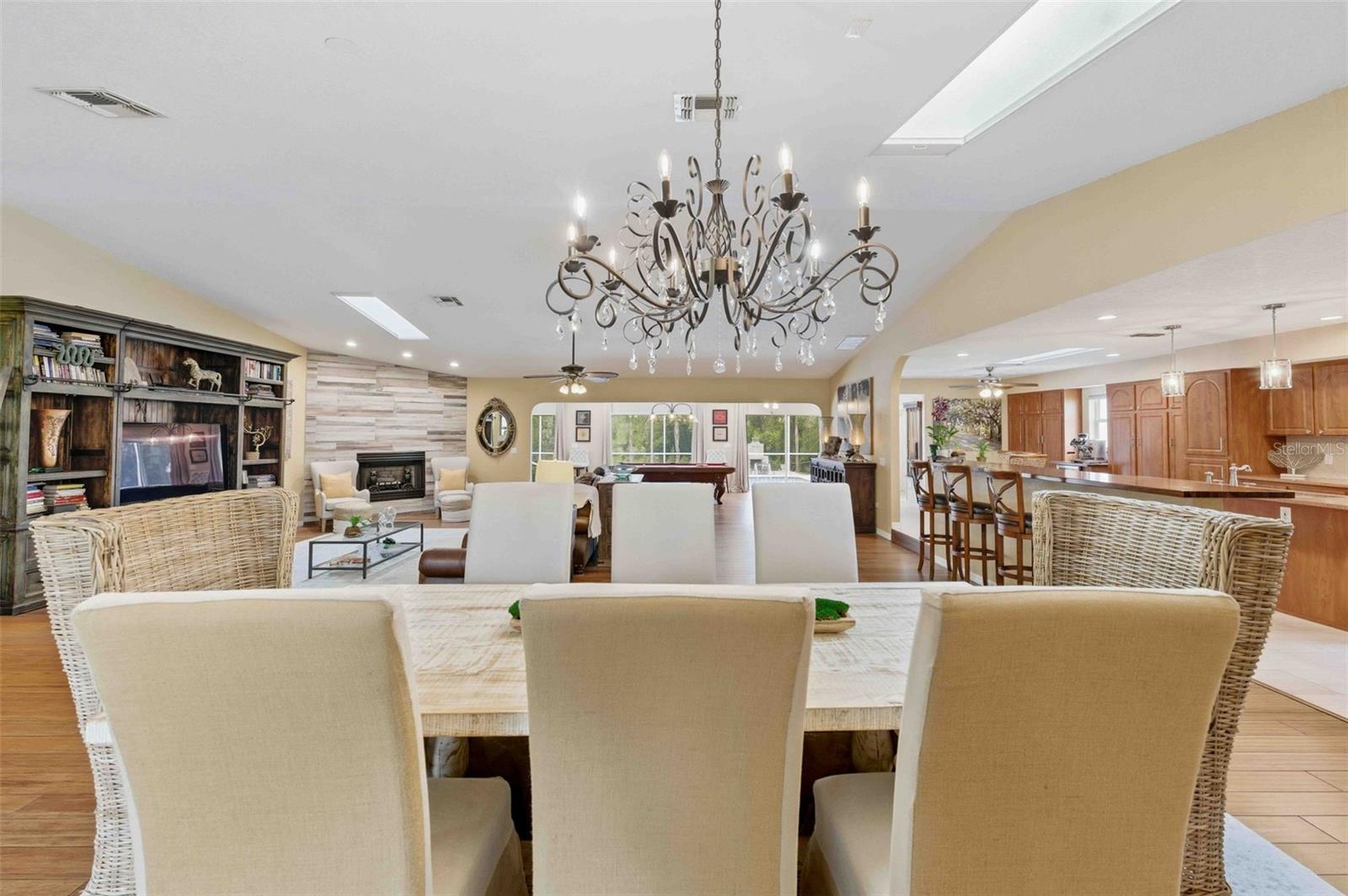 SPRING HILL - Residential