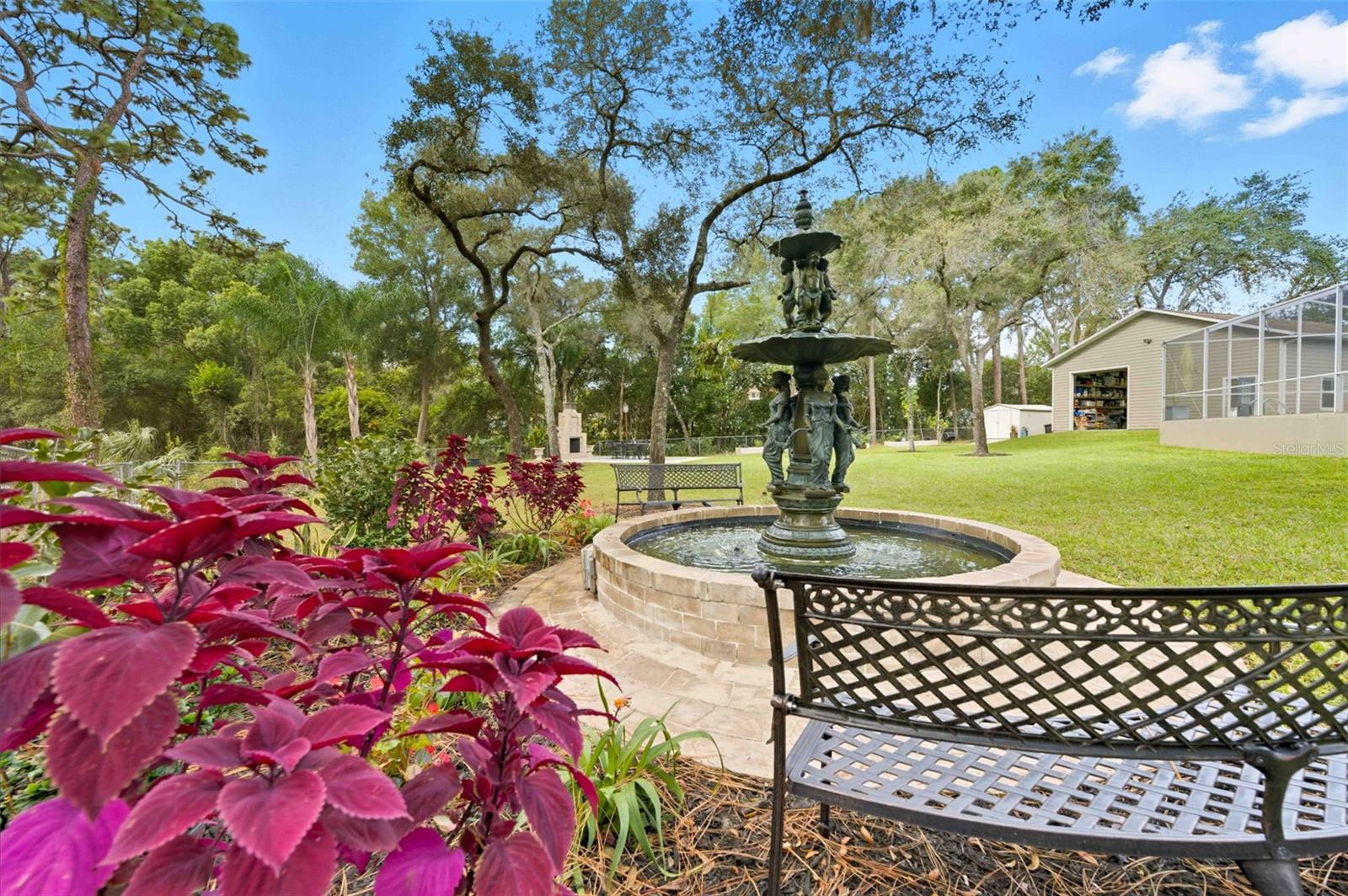 SPRING HILL - Residential