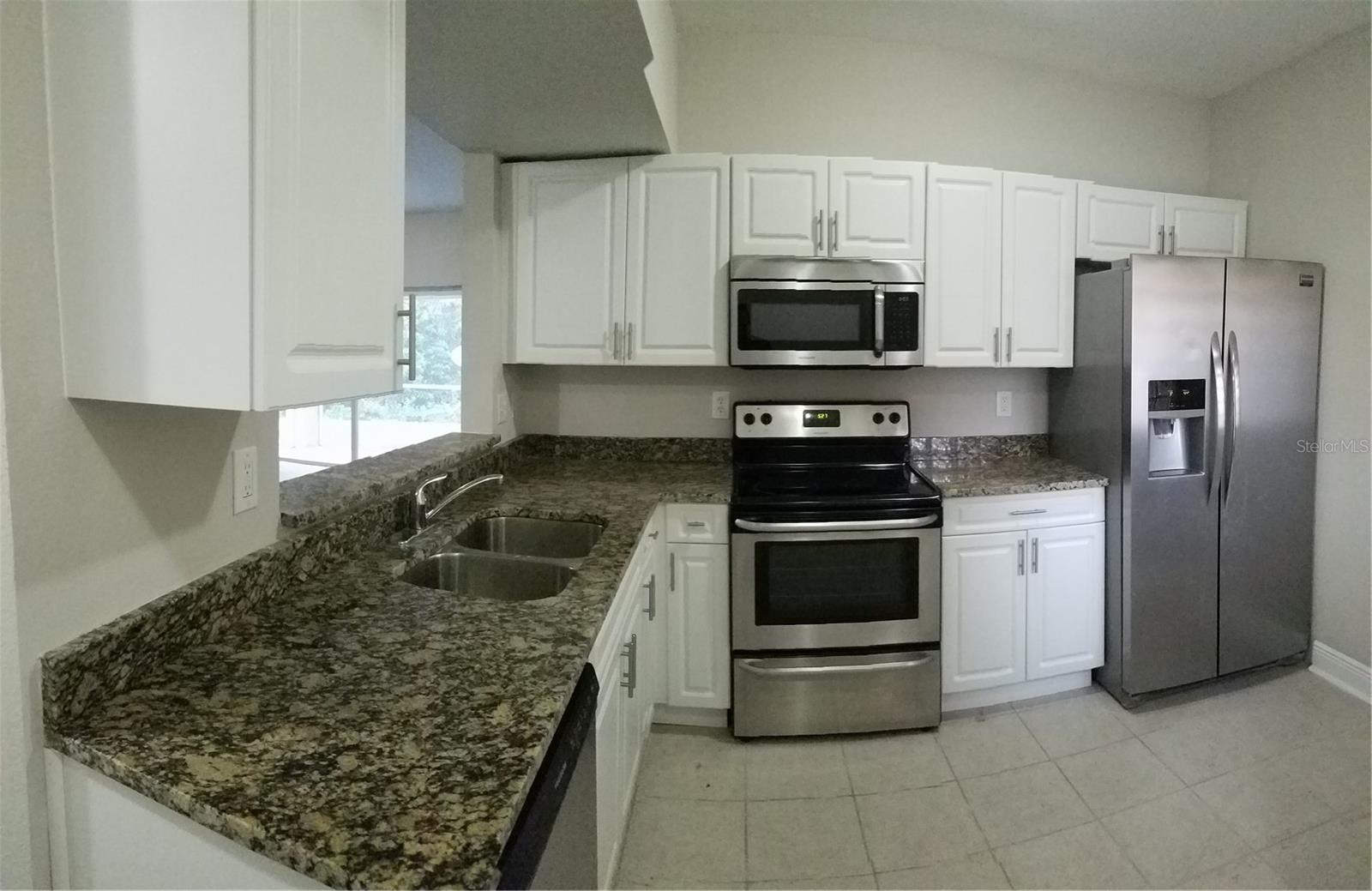 VILLAGES OF BLOOMINGDALE CONDO - Residential