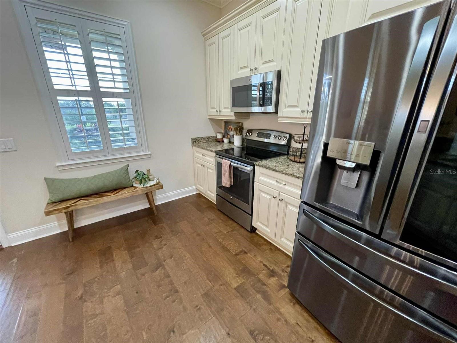 MAGNOLIA MANOR VILLAGE TR L - Residential