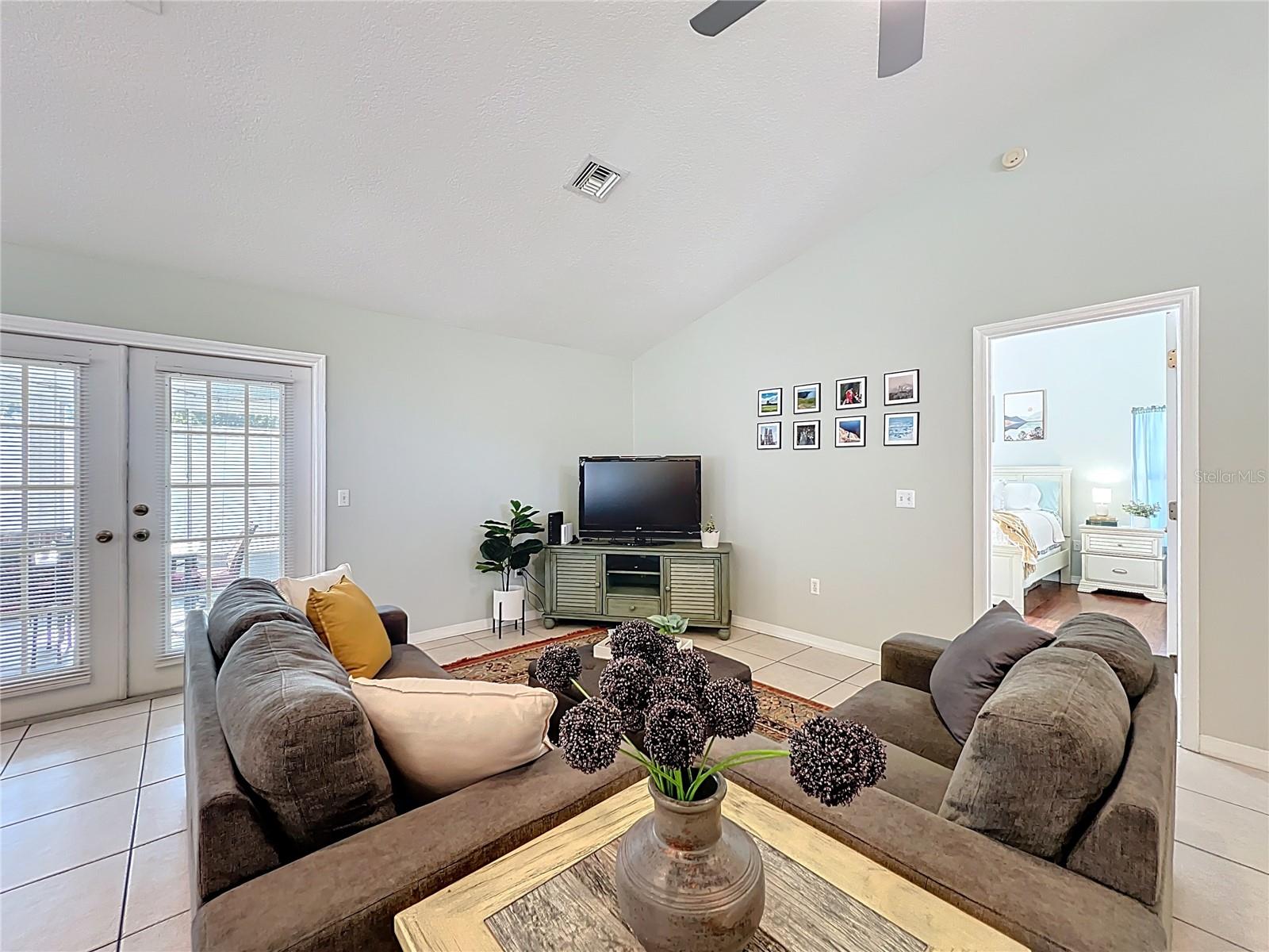 12204 WEDGEFIELD DRIVE