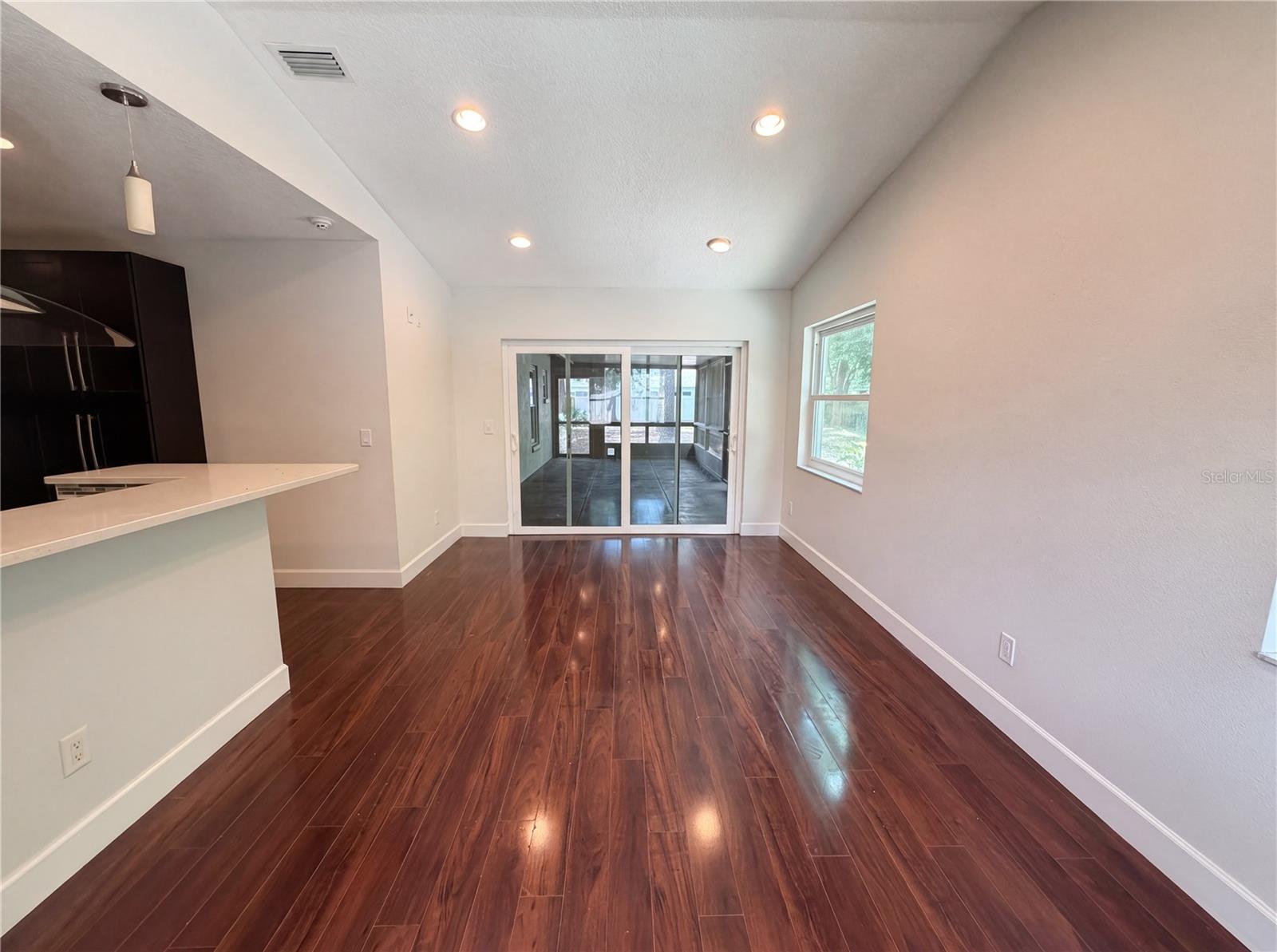 NORTH POINTE UNIT III - Residential