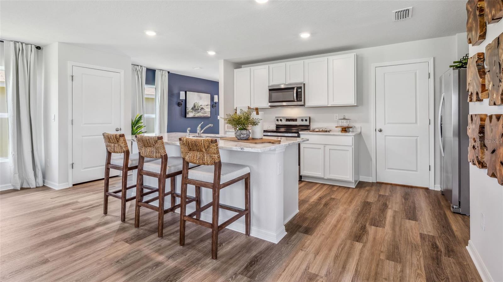 OAKFIELD TRAILS - Residential