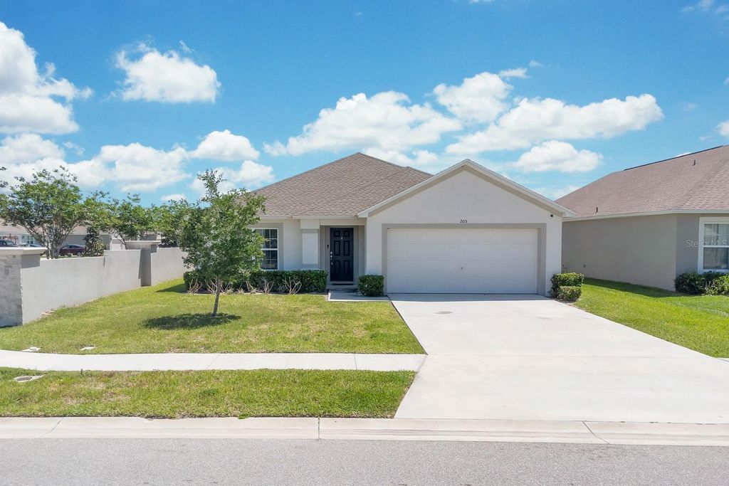 Photo of 205 Arbuthnot Street, Winter Haven, FL 33881 (MLS # S5148024)