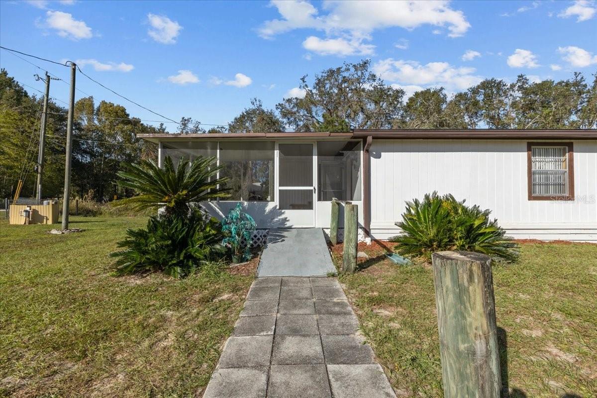 LAKE JOHNSON ESTATE - Residential