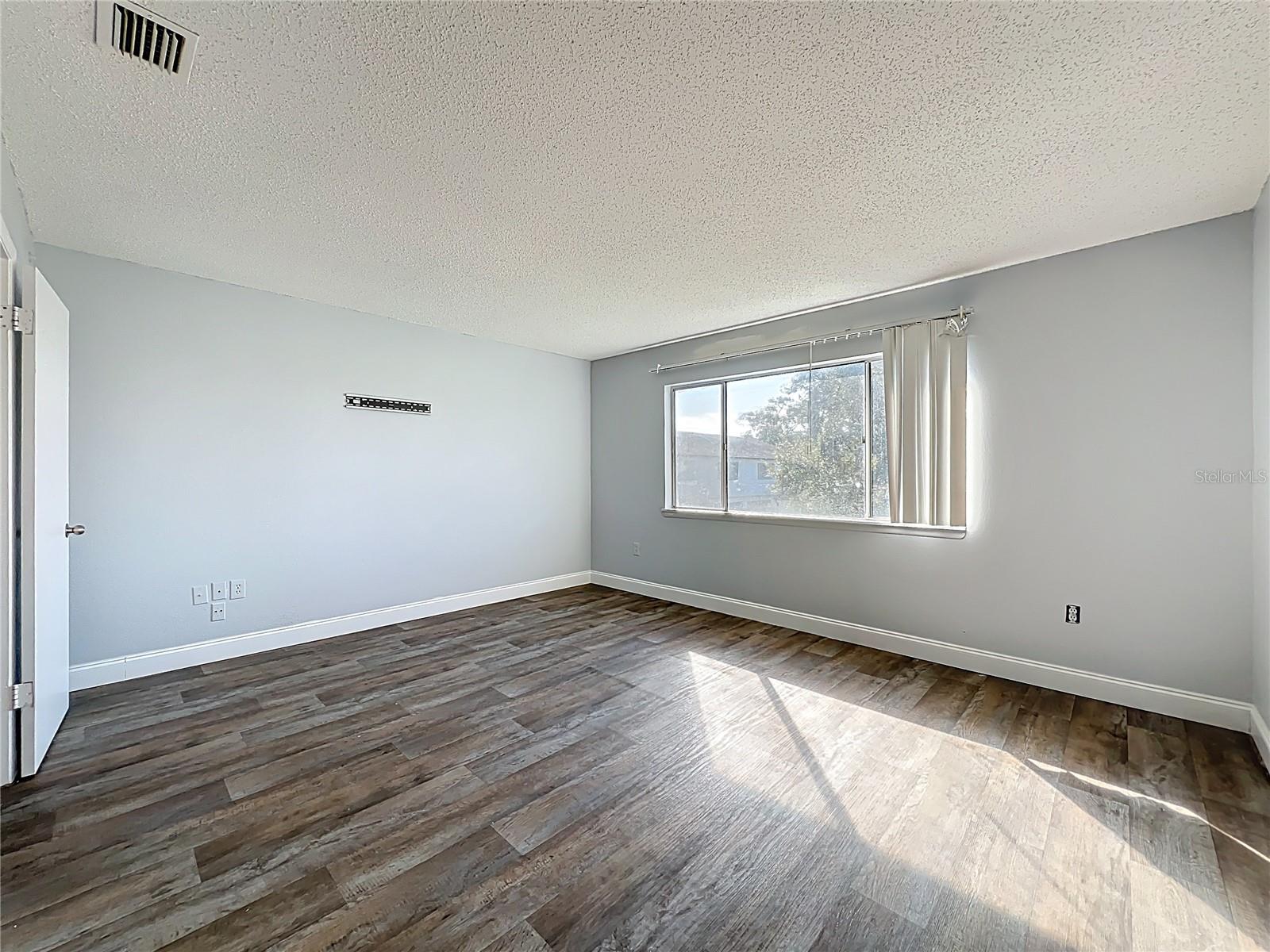 AVALON - Residential