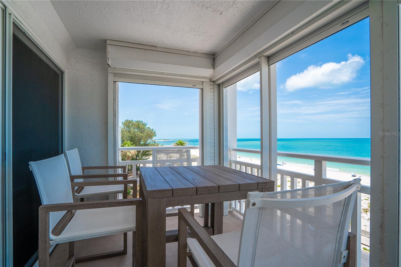 555 GULF WAY 6S
