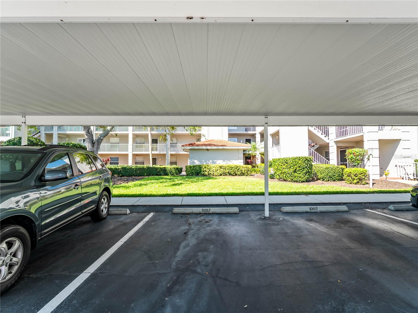 STONEYBROOK CLUBSIDE 3 - Residential
