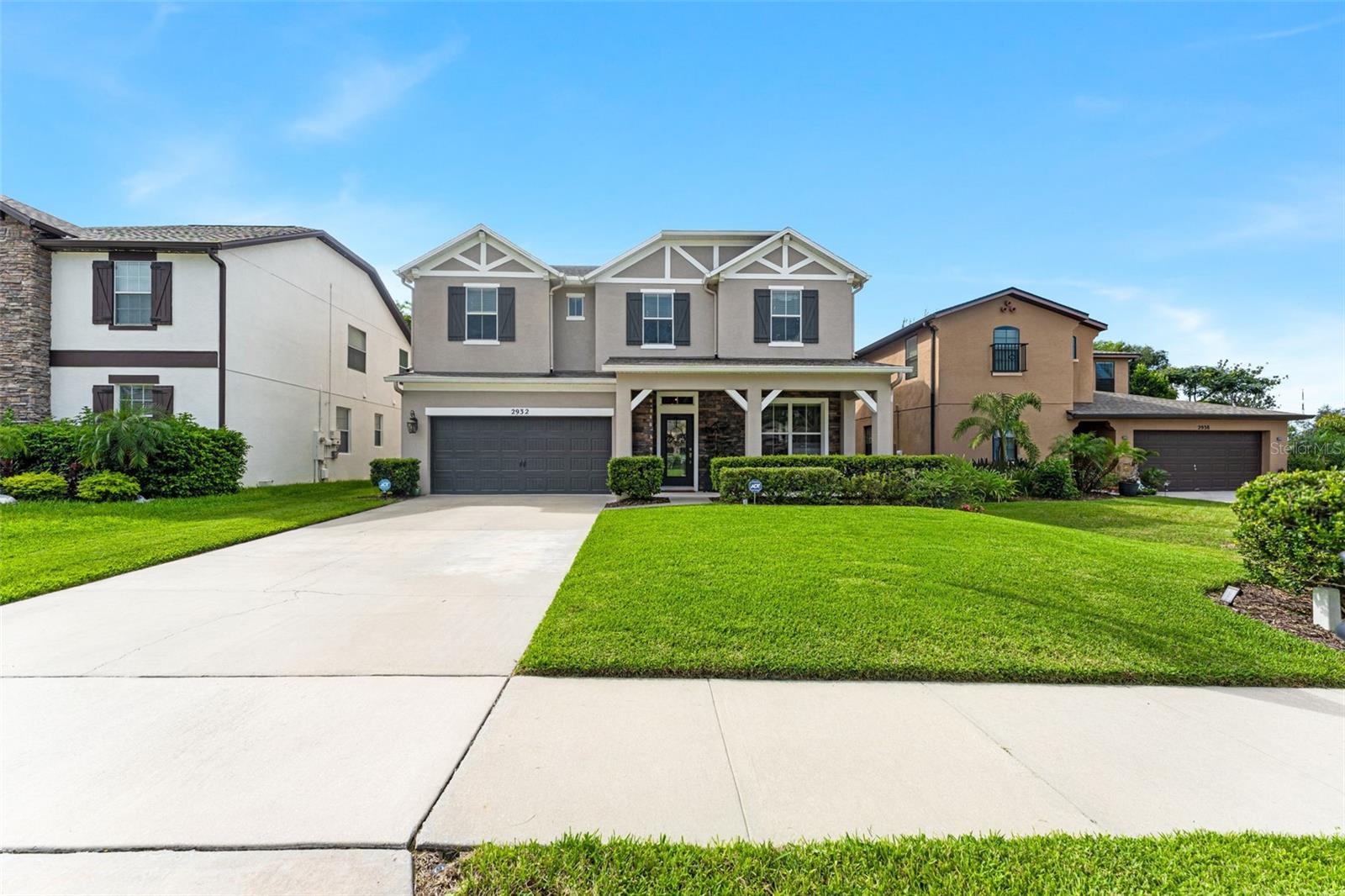 2932 WHISTLEWOOD DRIVE