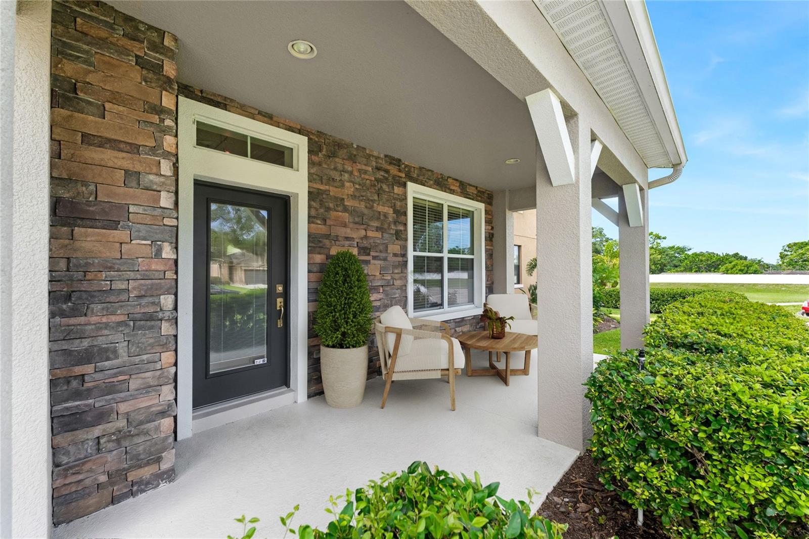 2932 WHISTLEWOOD DRIVE