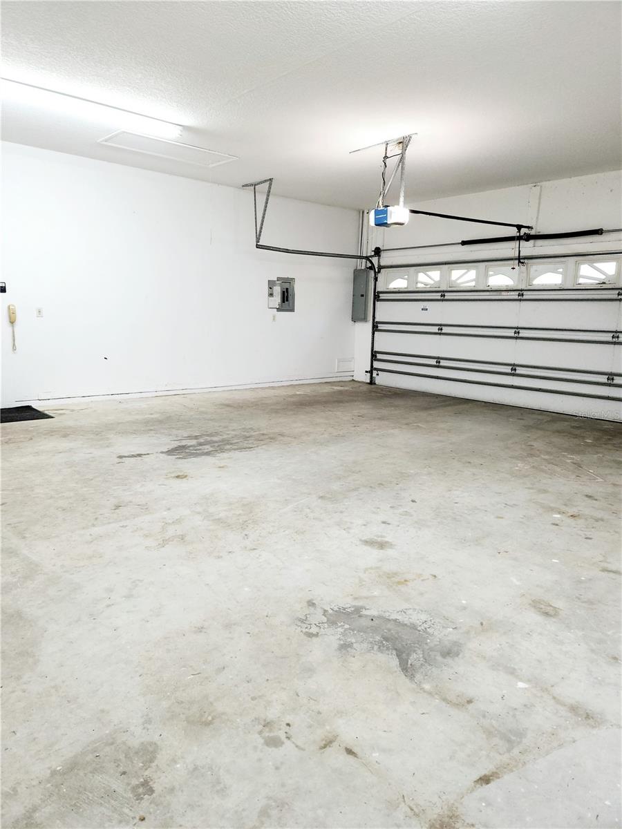 SPRING PINES SUB - Residential