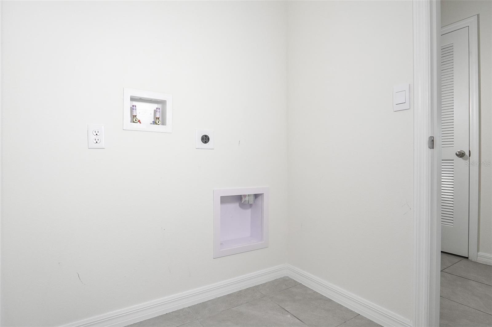 WESTRIDGE PARK PH 2 - Residential