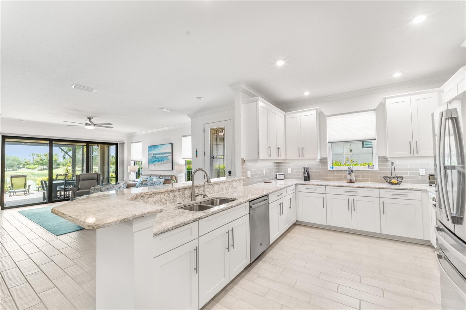 5362 CICERONE STREET, SARASOTA, FL, 34238 3 5362 CICERONE STREET