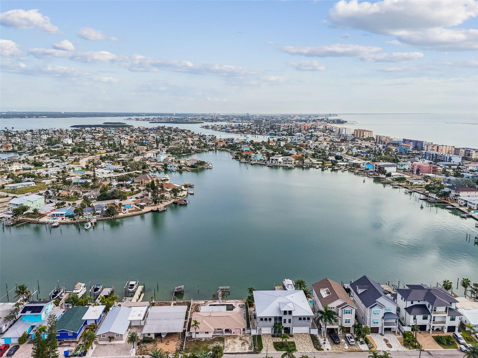 MADEIRA SHORES 1ST ADD - Residential