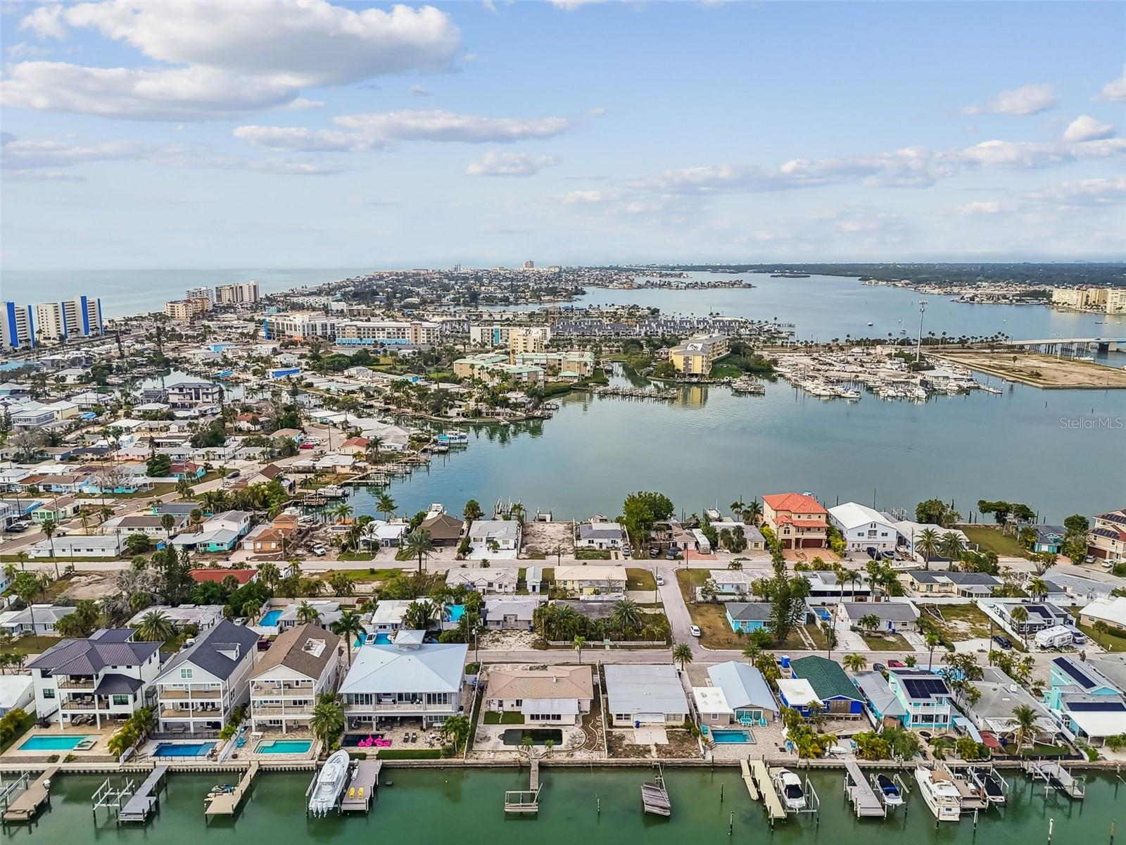 MADEIRA SHORES 1ST ADD - Residential