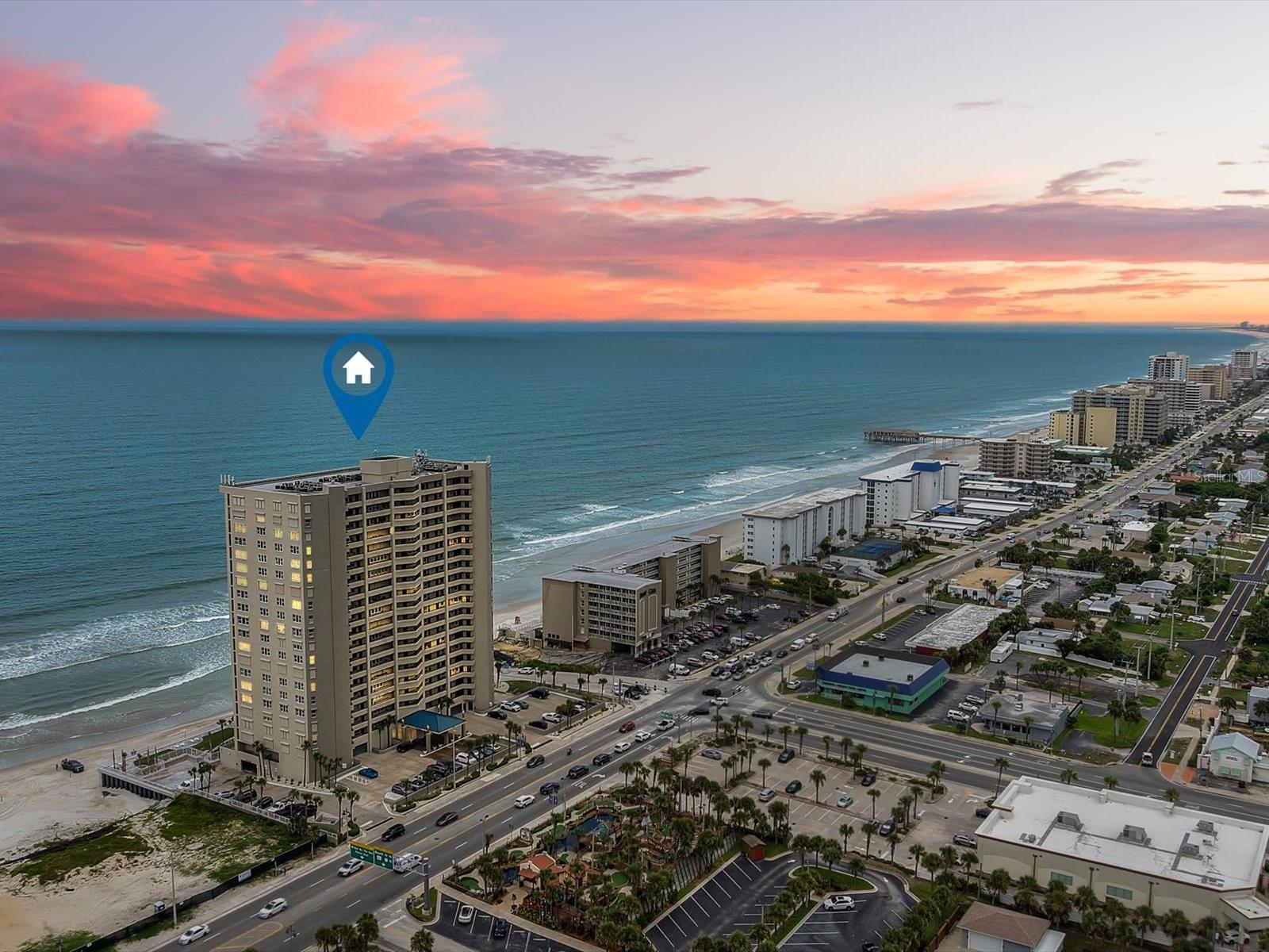 TOWERS 10 CONDO - Residential