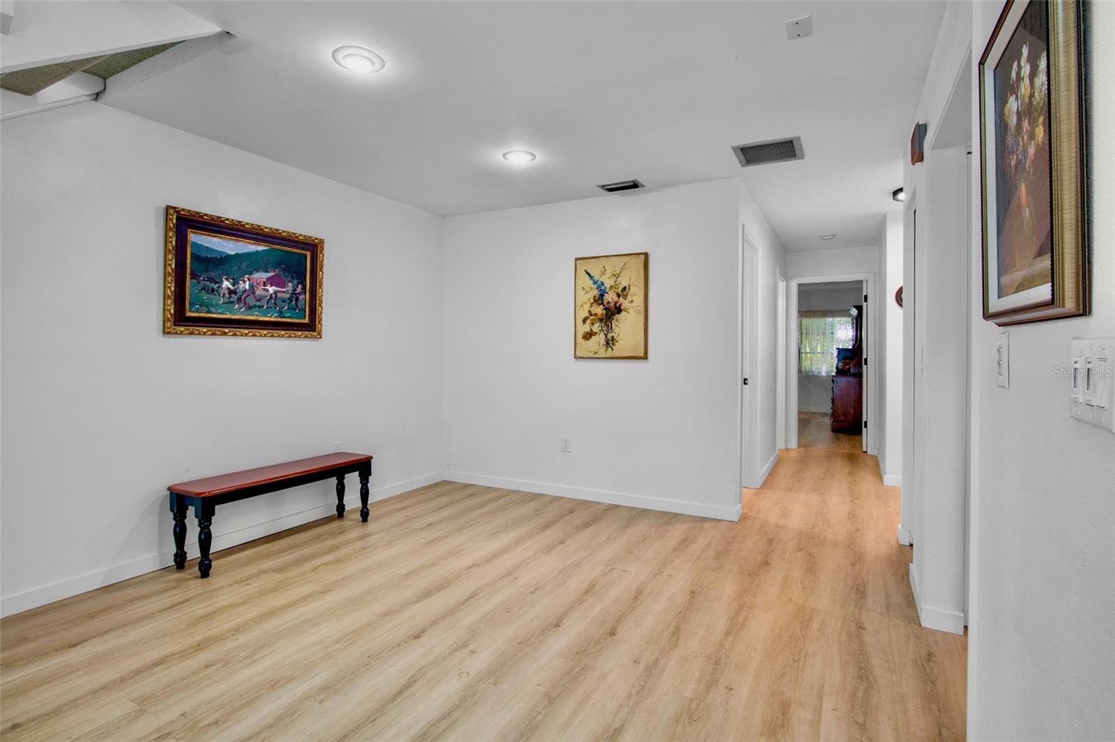 EAGLE CHASE - Residential