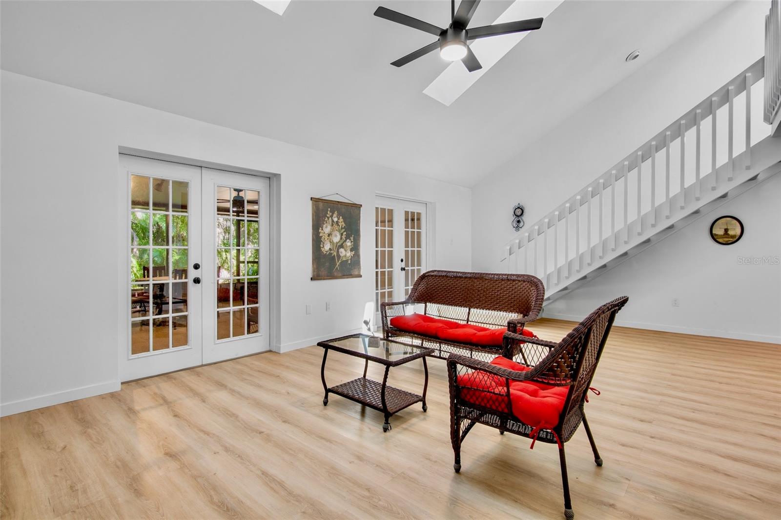 EAGLE CHASE - Residential