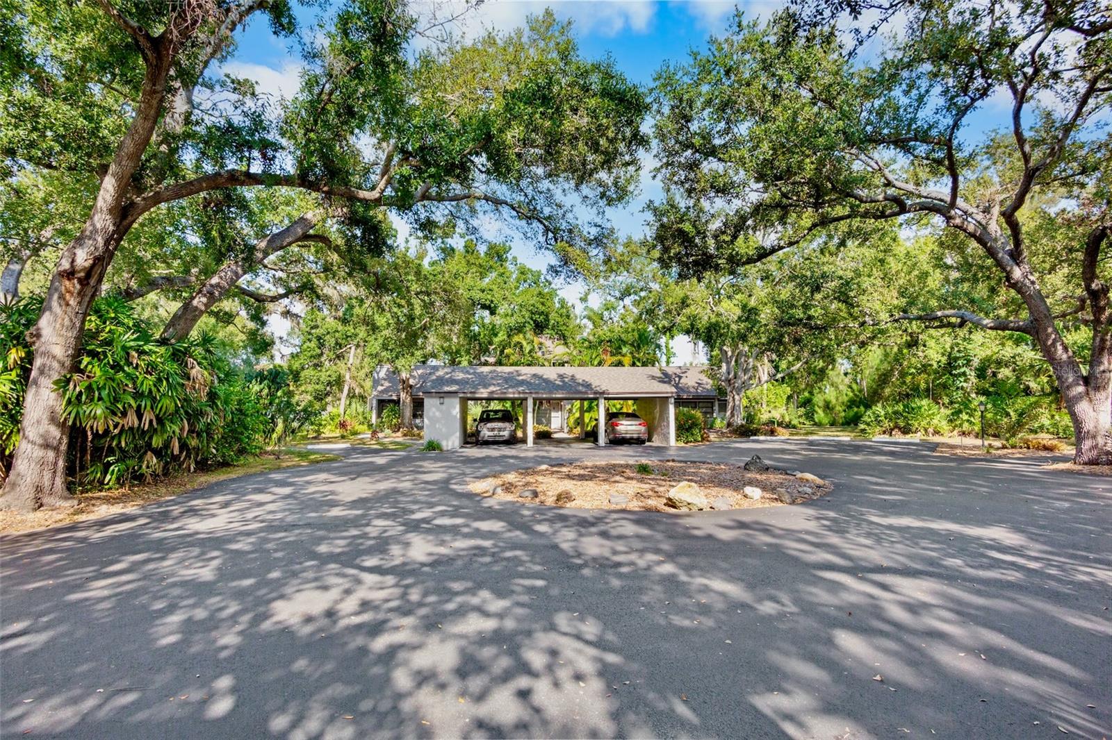 EAGLE CHASE - Residential