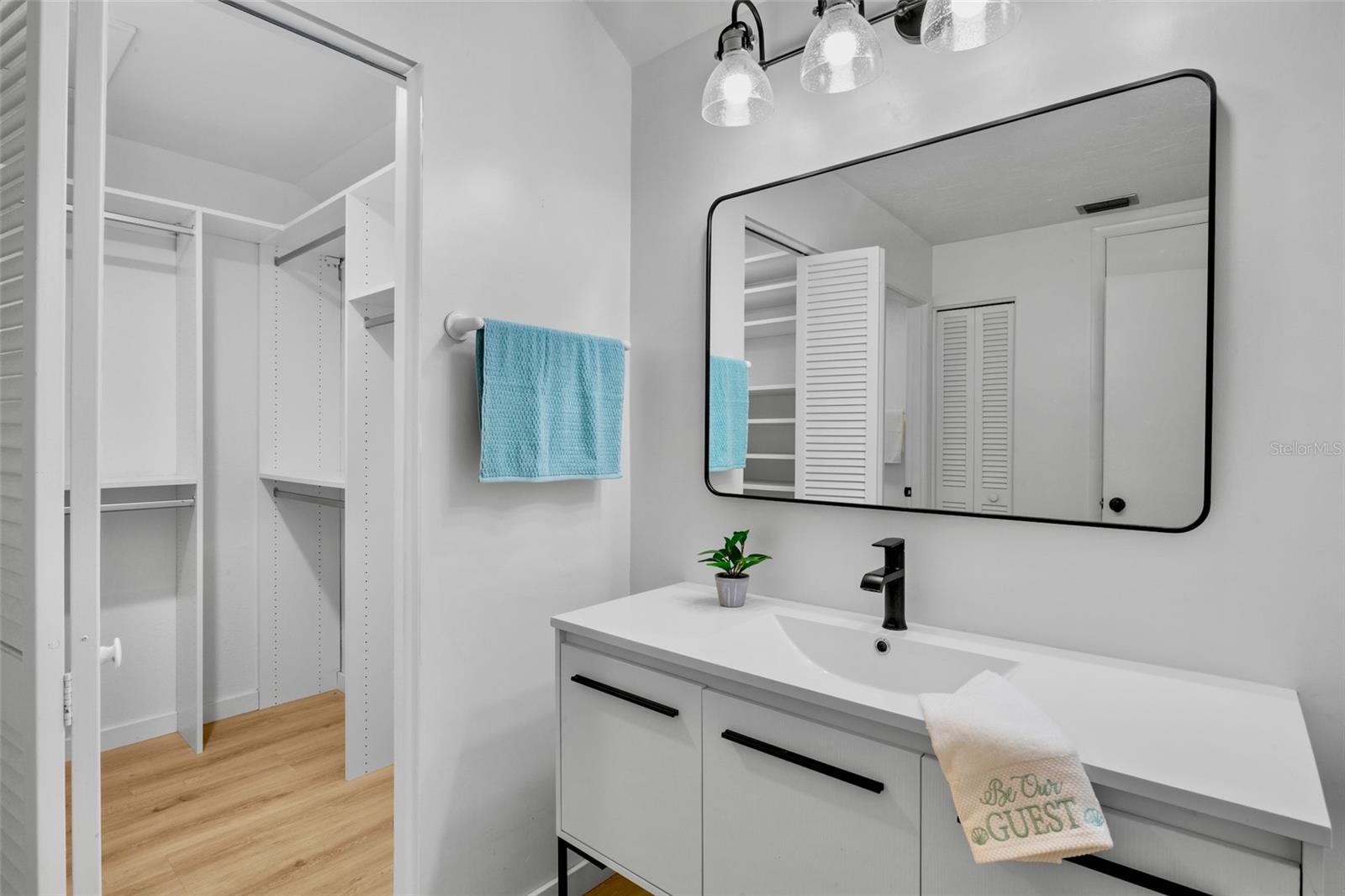 EAGLE CHASE - Residential