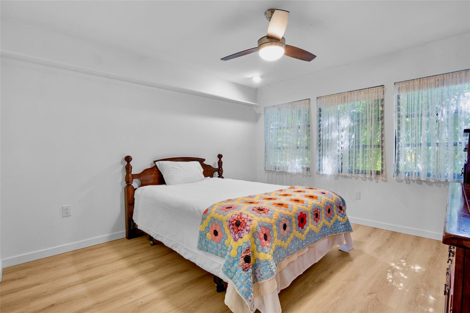 EAGLE CHASE - Residential