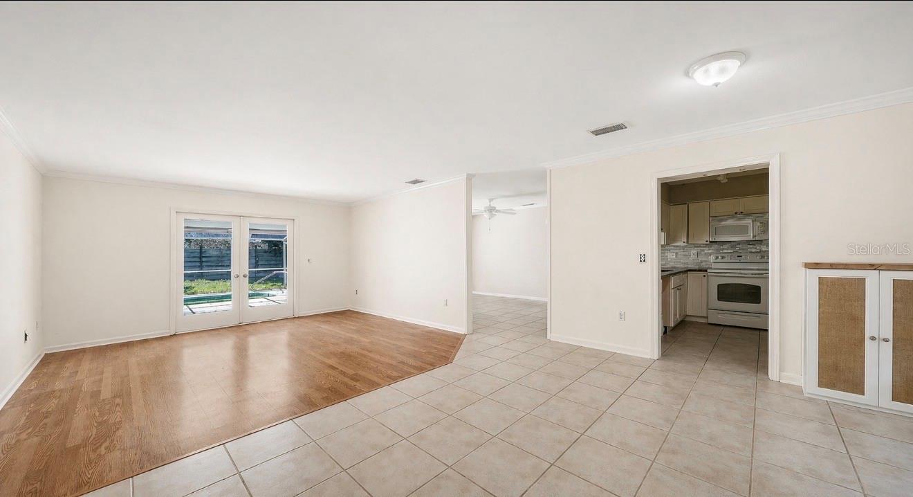 POINTE WEST - Residential
