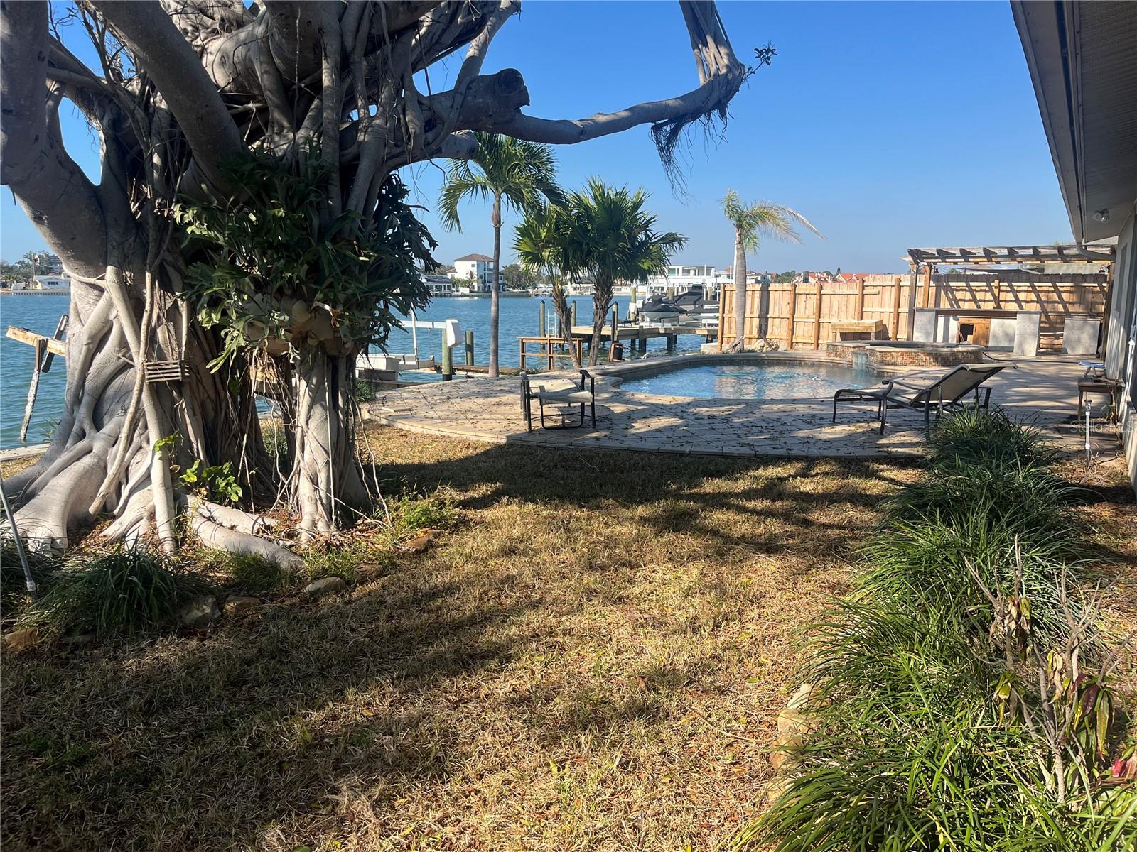 PASADENA GOLF CLUB ESTATES SEC 5 - Residential