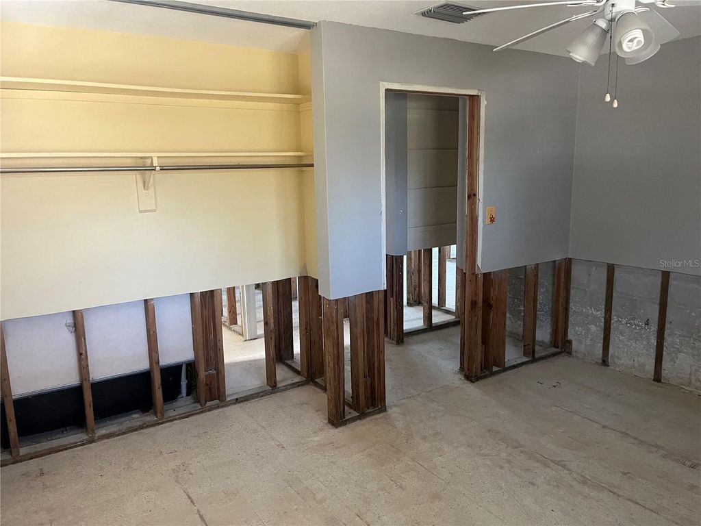 Photo of 1898 Dolphin Boulevard S, St Petersburg, FL 33707 (MLS # TB8449311)