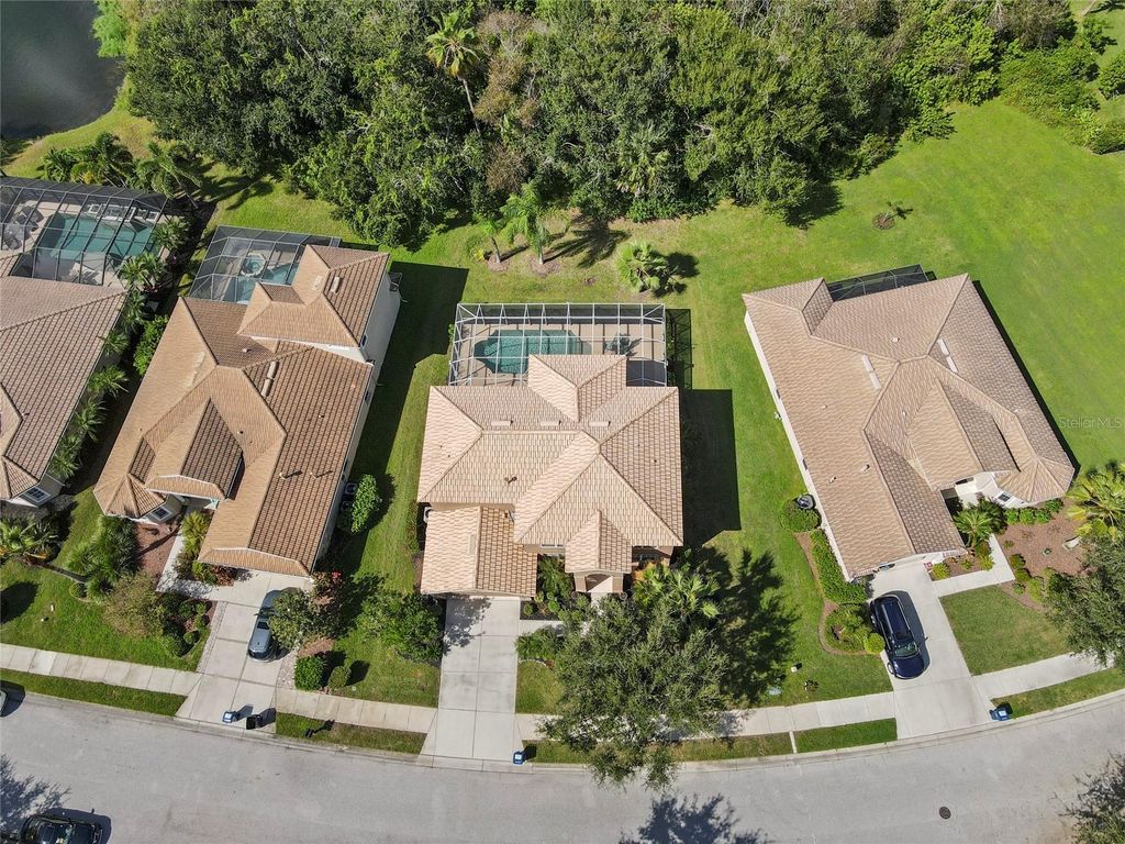 Photo of 8746 Stone Harbour Loop, Bradenton, FL 34212 (MLS # A4667940)