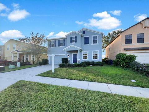 A home in WINTER HAVEN