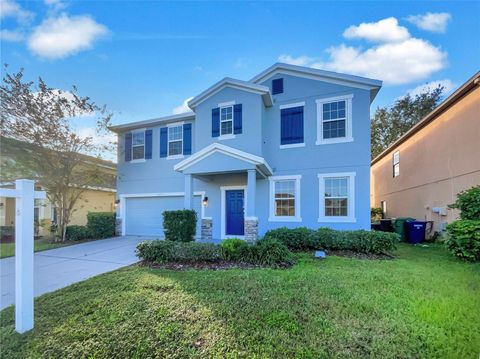 A home in WINTER HAVEN