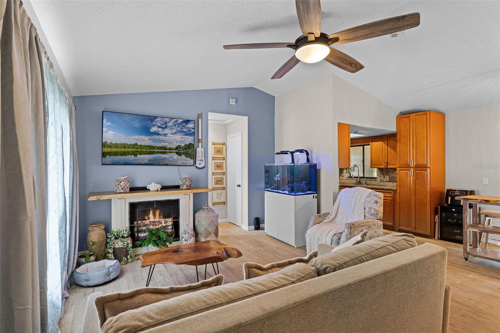 2809 REDDITT ROAD