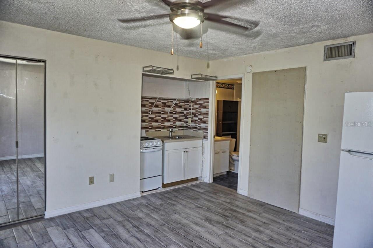 PARADISE LAKES CONDO - Residential