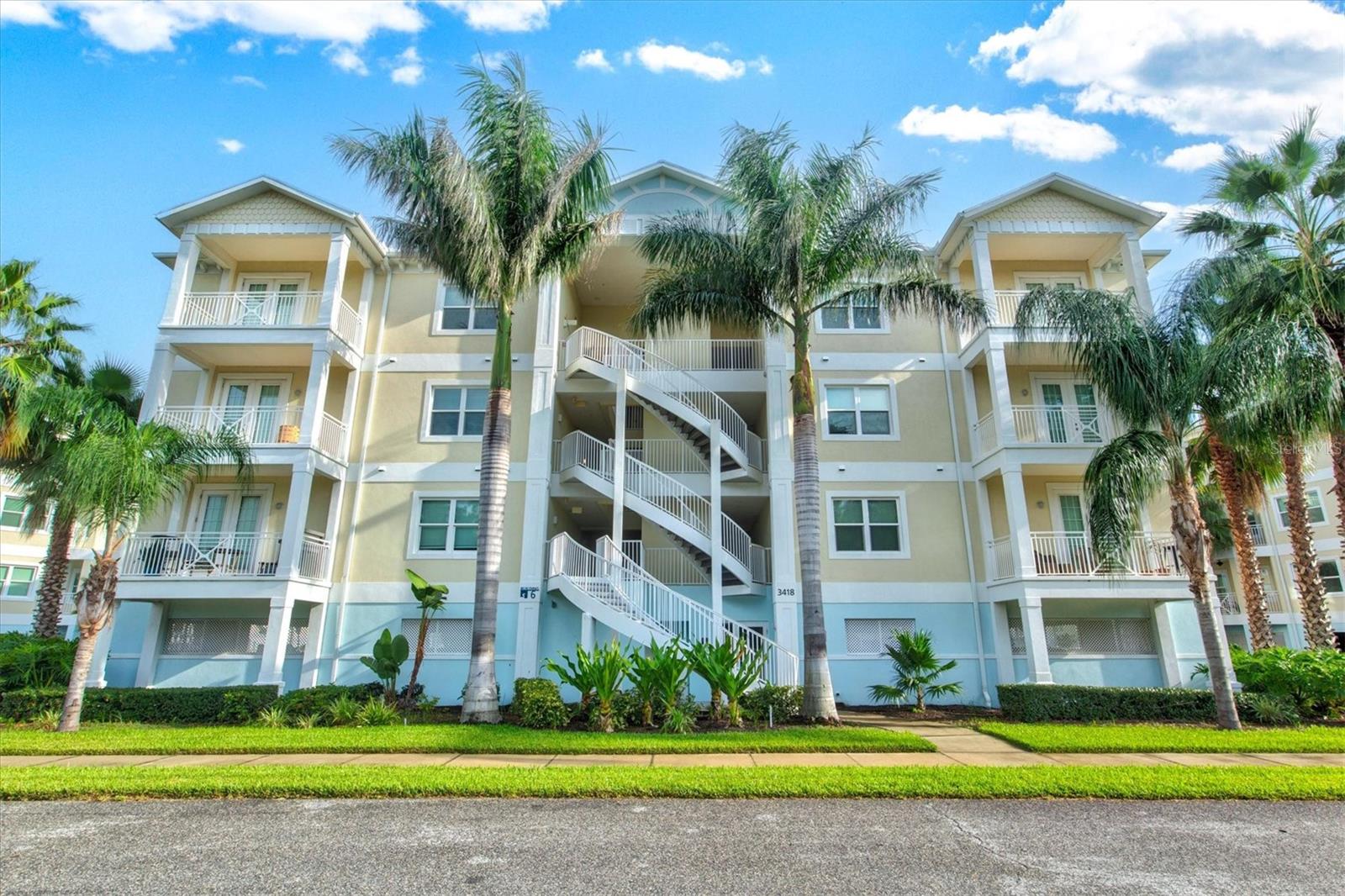 PALMA SOLA BAY CLUB PH 18B - Residential