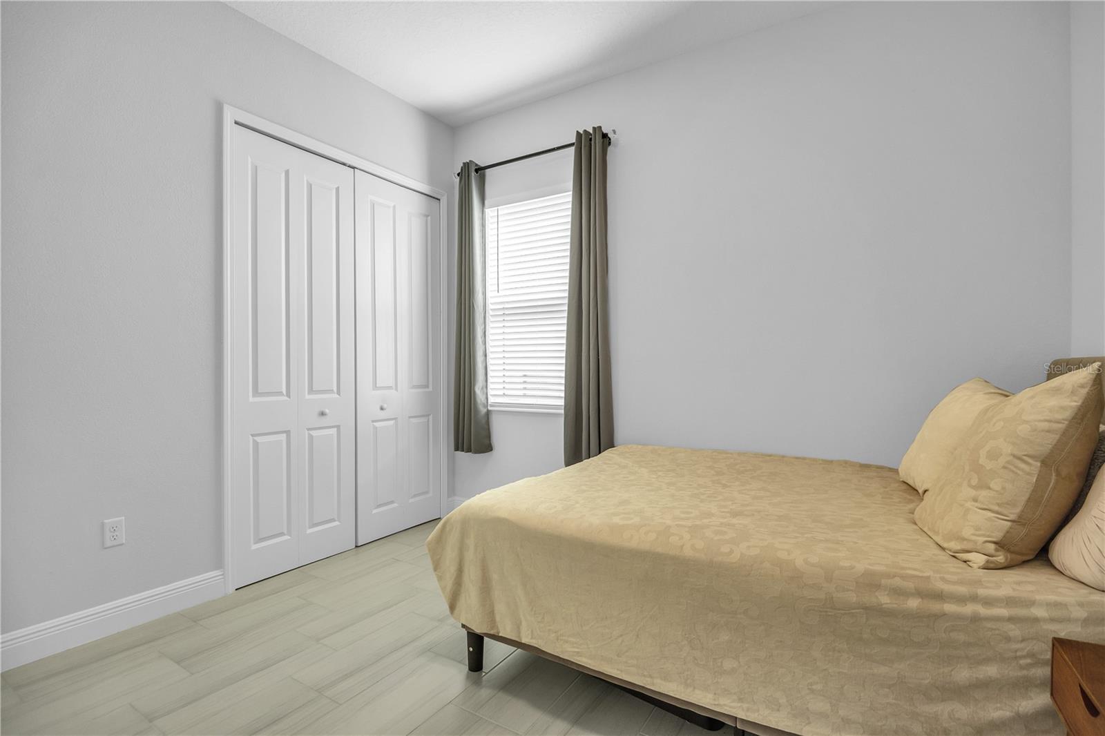 LEGENDS BAY - Residential