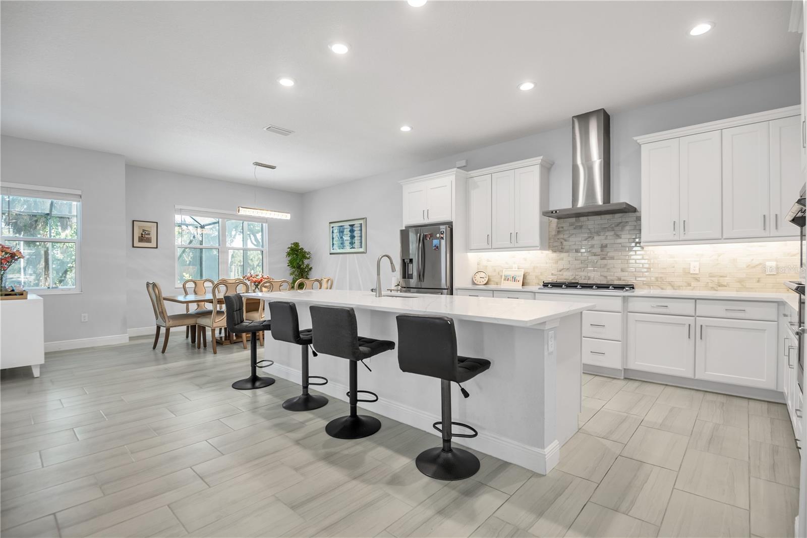 LEGENDS BAY - Residential