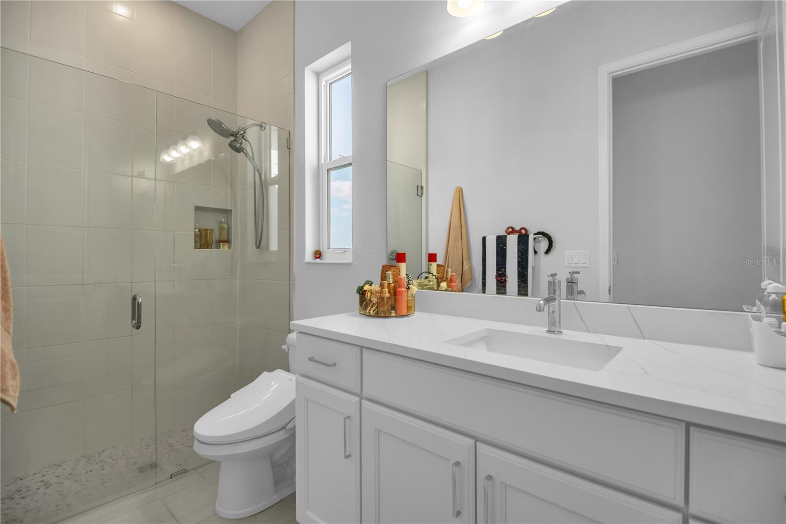 LEGENDS BAY - Residential