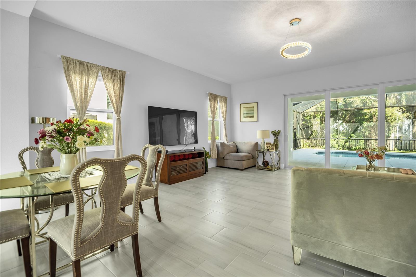 LEGENDS BAY - Residential