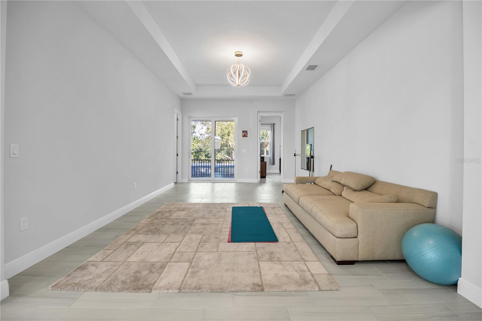 LEGENDS BAY - Residential