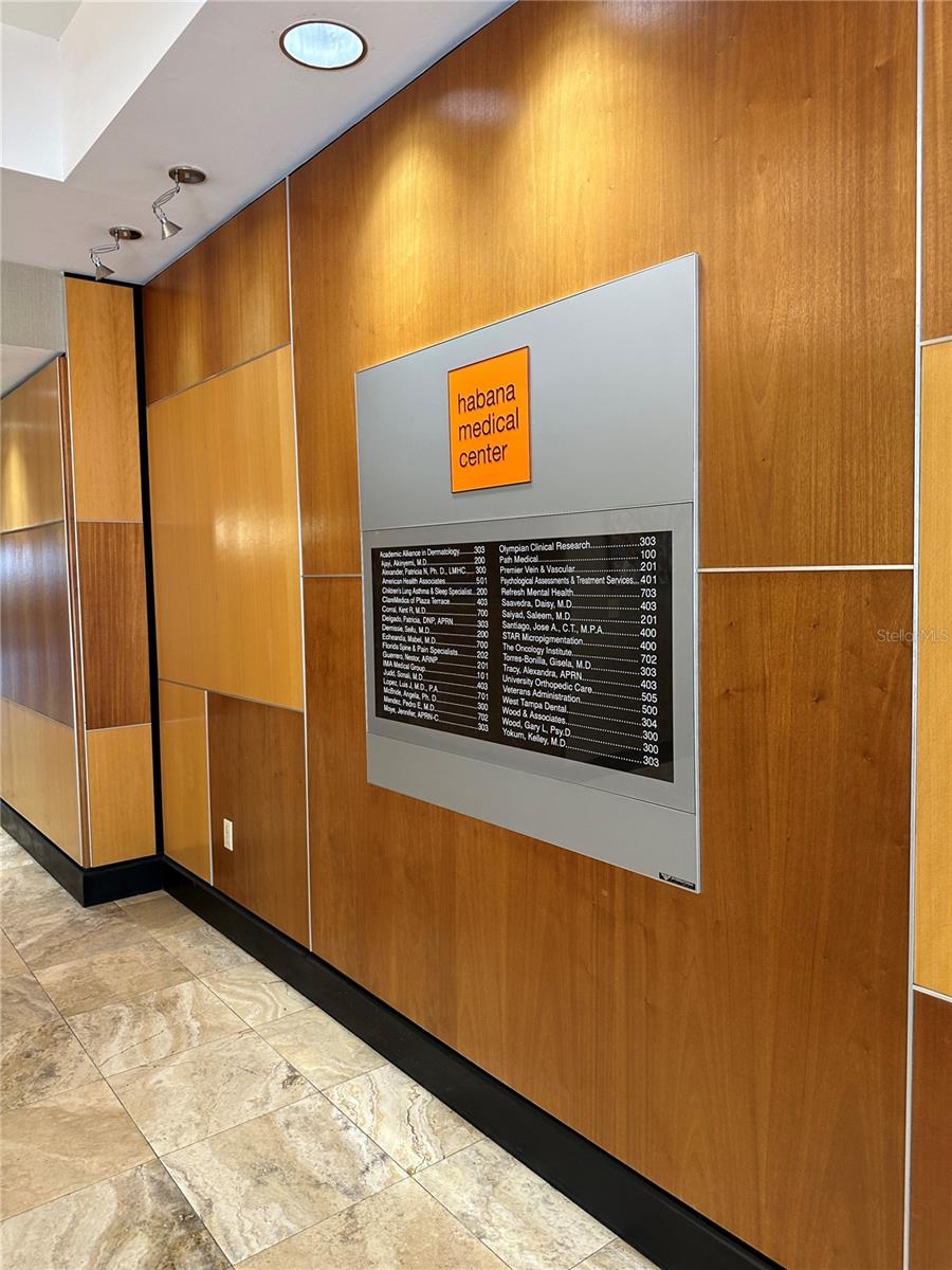 HABANA MEDICAL CENTER - Commercial Sale