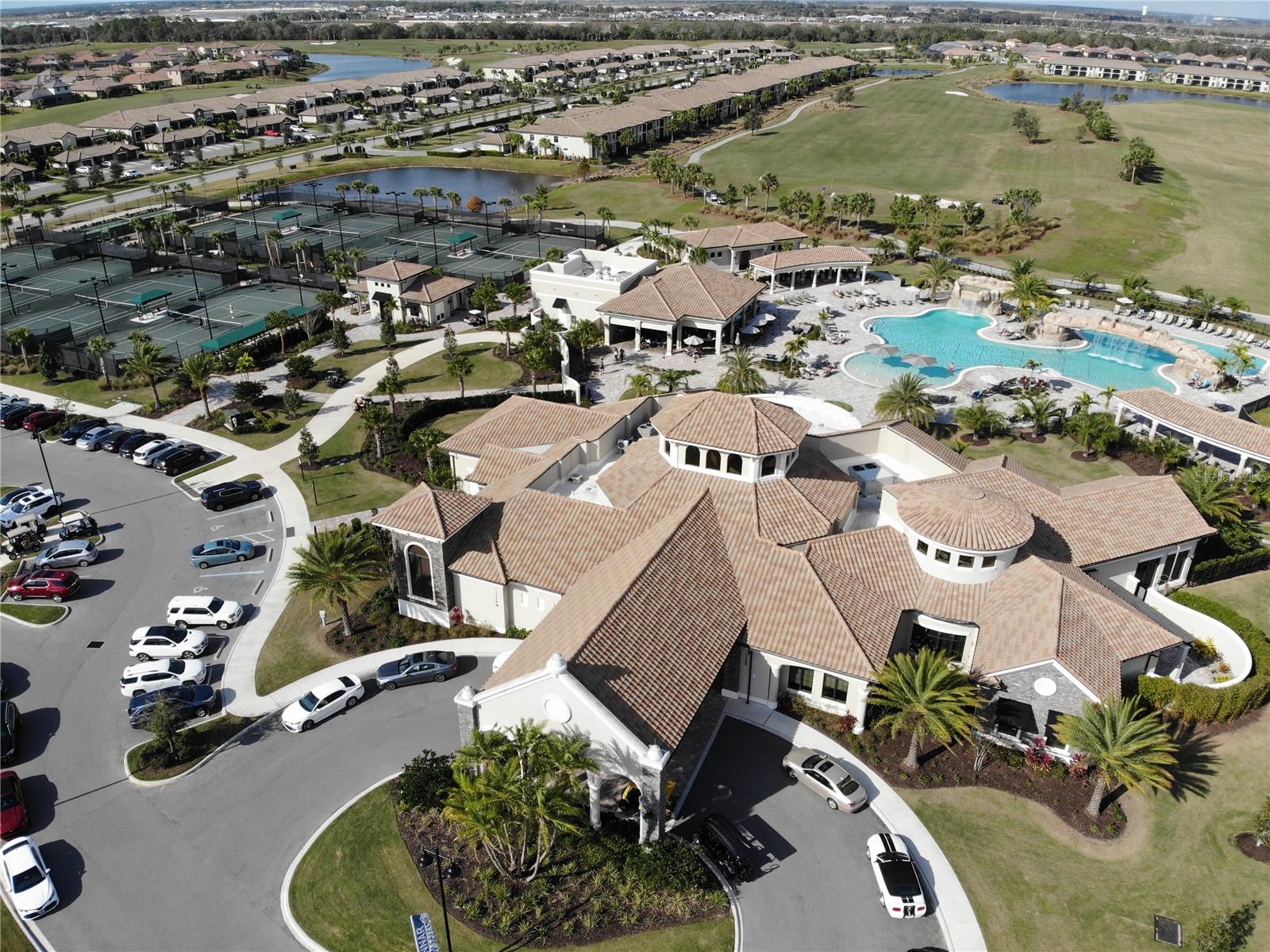 LAKEWOOD NATIONAL GOLF CULB PH II - Residential