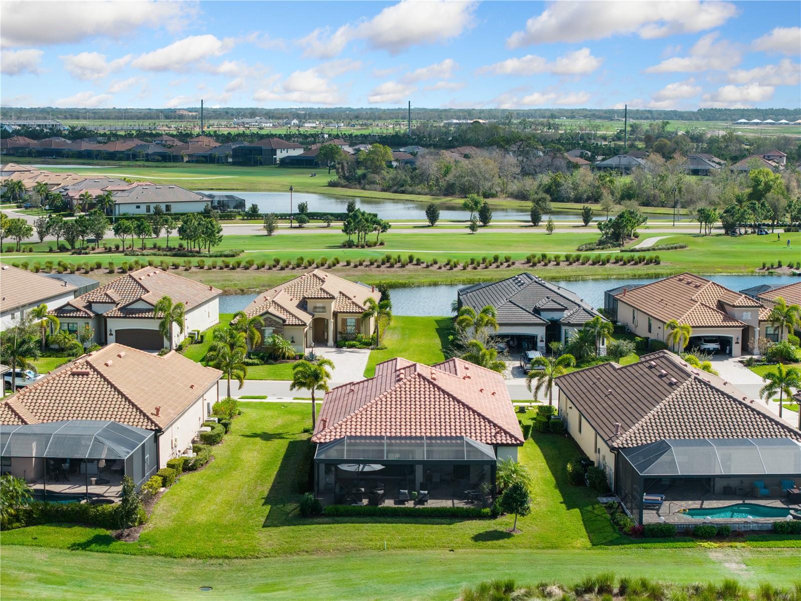 LAKEWOOD NATIONAL GOLF CULB PH II - Residential