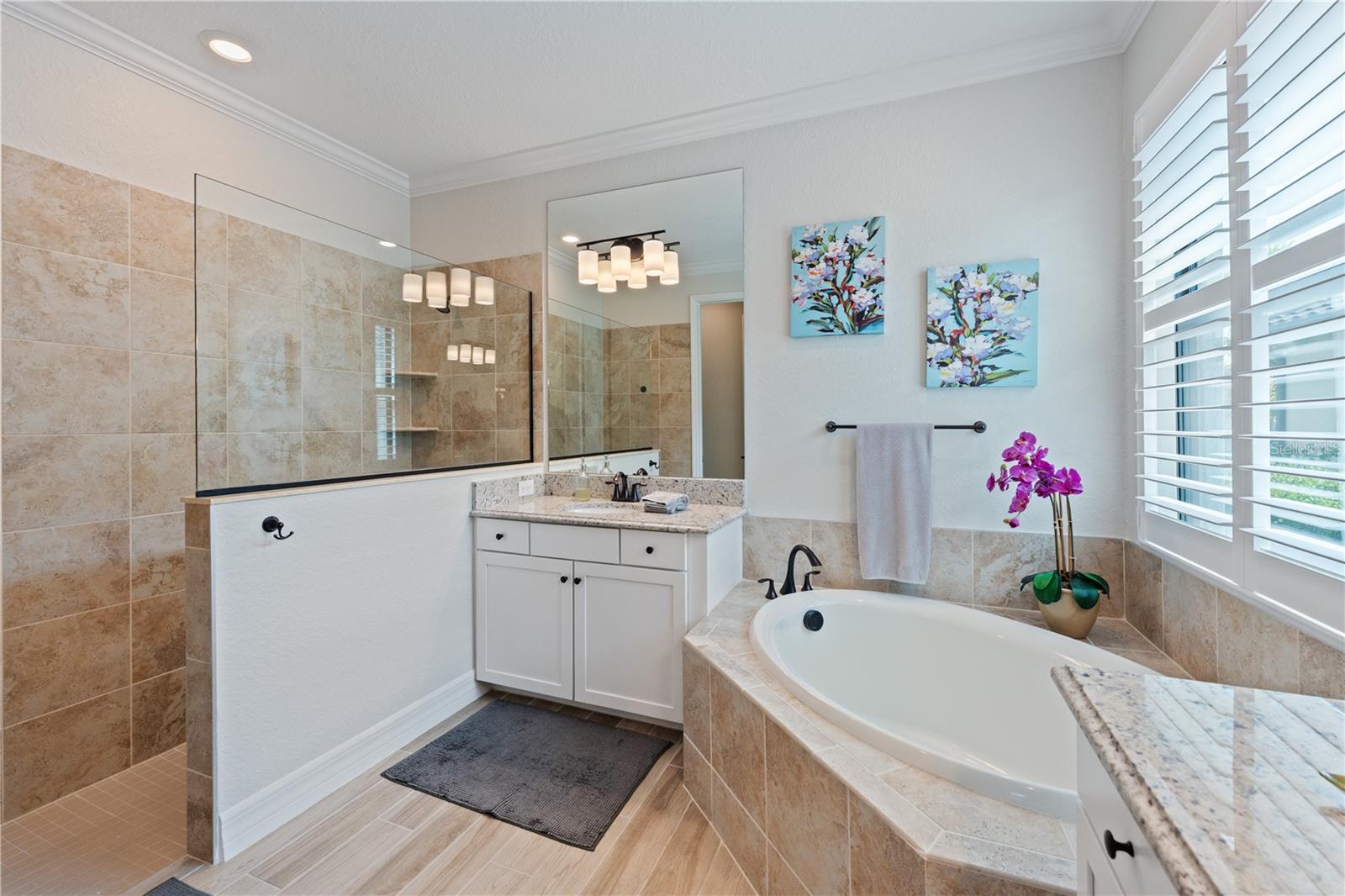 LAKEWOOD NATIONAL GOLF CULB PH II - Residential