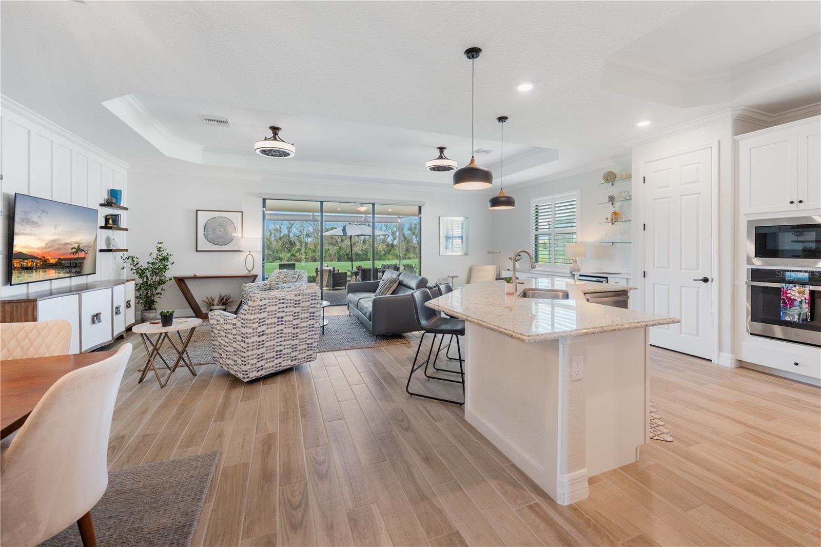 LAKEWOOD NATIONAL GOLF CULB PH II - Residential