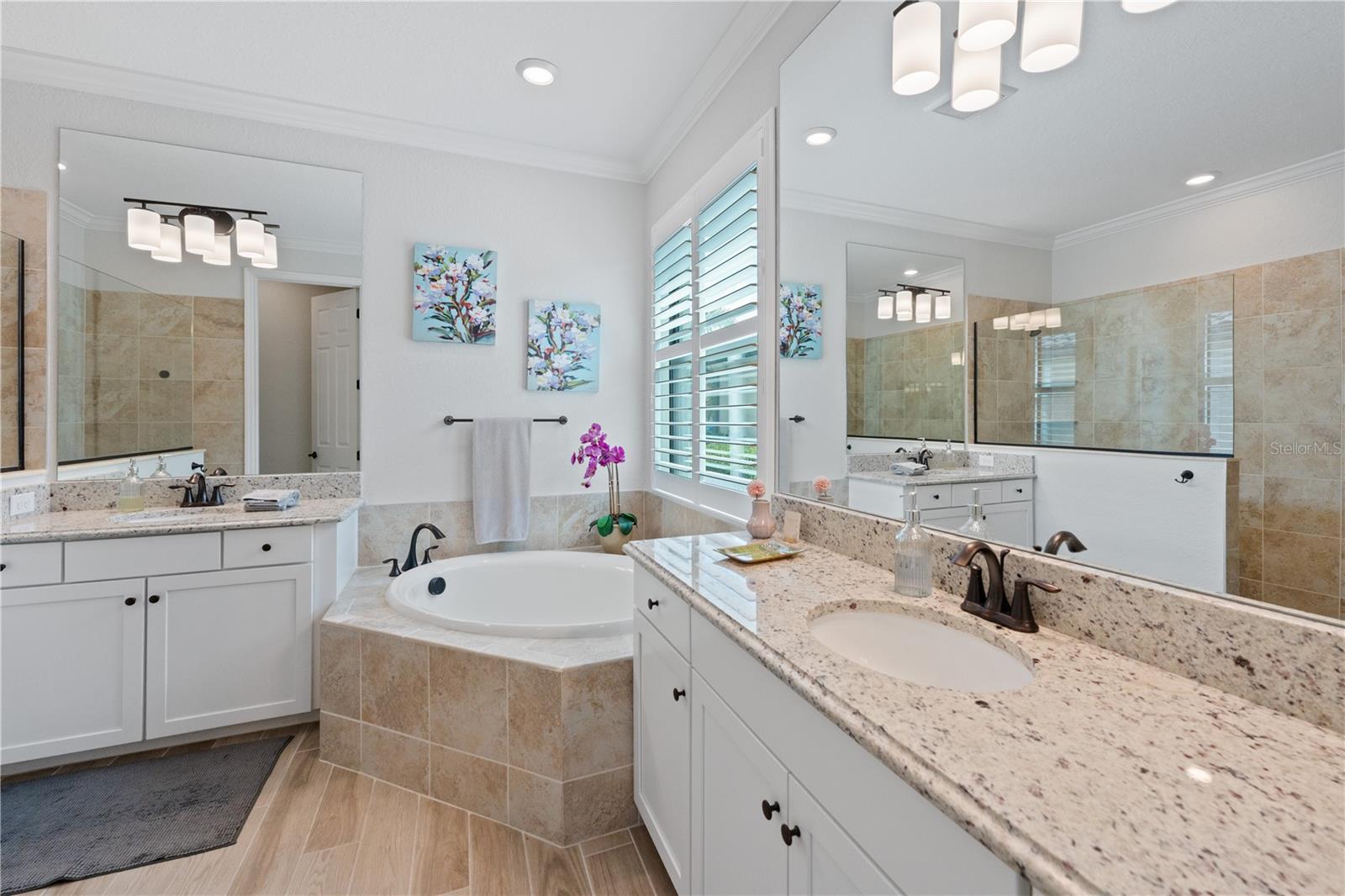 LAKEWOOD NATIONAL GOLF CULB PH II - Residential