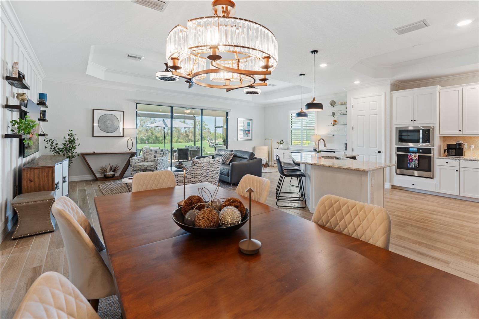 LAKEWOOD NATIONAL GOLF CULB PH II - Residential